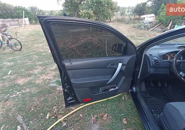 Черный Шевроле Авео, объемом двигателя 1.5 л и пробегом 125 тыс. км за 4300 $, фото 8 на Automoto.ua