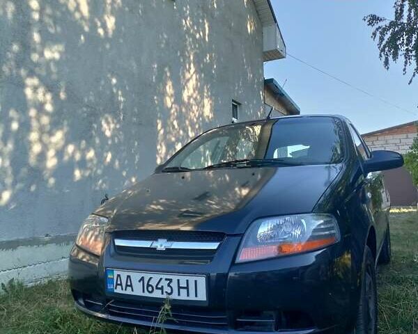 Черный Шевроле Авео, объемом двигателя 1.5 л и пробегом 216 тыс. км за 4000 $, фото 1 на Automoto.ua