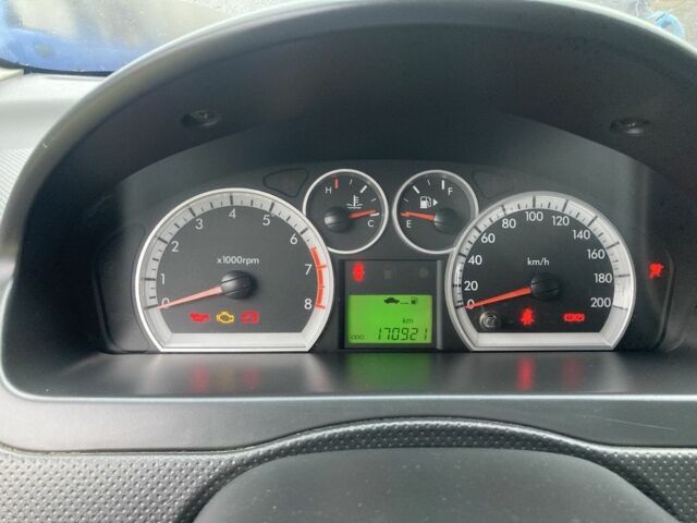 Черный Шевроле Авео, объемом двигателя 1.5 л и пробегом 170 тыс. км за 3500 $, фото 6 на Automoto.ua