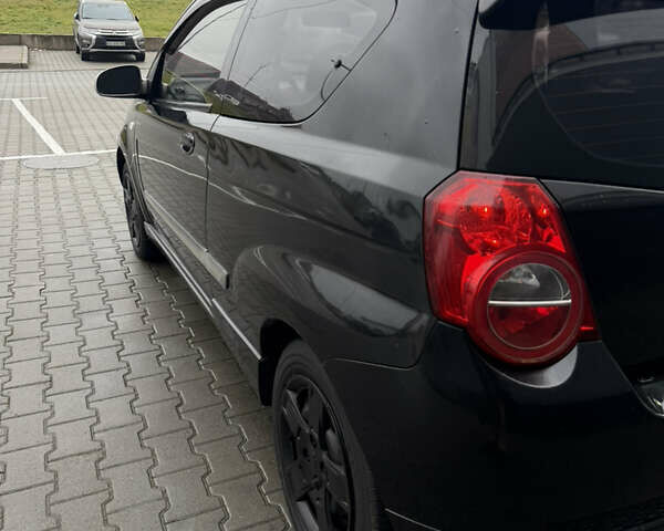 Черный Шевроле Авео, объемом двигателя 1.5 л и пробегом 195 тыс. км за 3800 $, фото 7 на Automoto.ua