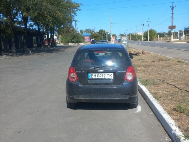 Черный Шевроле Авео, объемом двигателя 1.5 л и пробегом 220 тыс. км за 3200 $, фото 3 на Automoto.ua