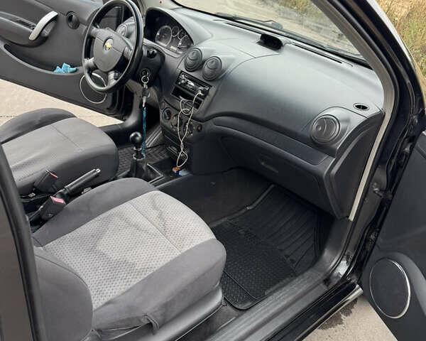 Шевроле Авео 2008 в Киеве на Automoto.ua Черный Шевроле Авео, объемом двигателя 1.5 л и пробегом 199 тыс. км за 3799 $, фото 11 на Automoto.ua