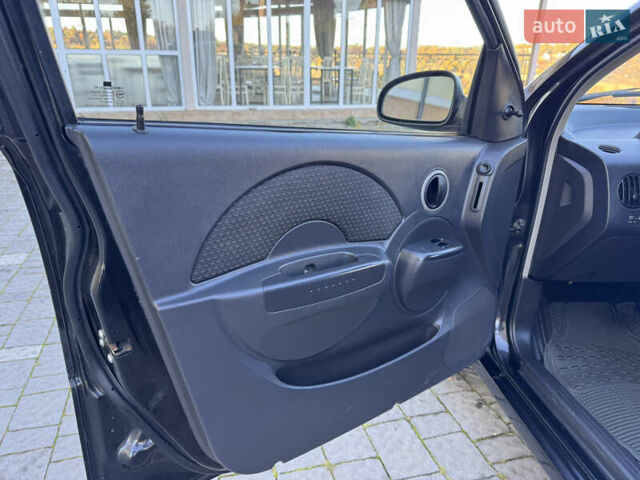 Шевроле Авео 2008 в Дрогобыче на Automoto.ua Черный Шевроле Авео, объемом двигателя 1.6 л и пробегом 170 тыс. км за 4300 $, фото 19 на Automoto.ua