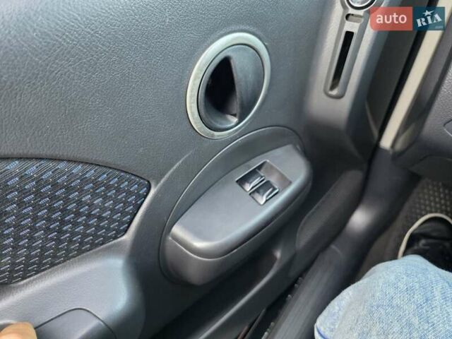 Черный Шевроле Авео, объемом двигателя 1.5 л и пробегом 220 тыс. км за 1999 $, фото 26 на Automoto.ua
