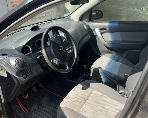 Черный Шевроле Авео, объемом двигателя 0 л и пробегом 150 тыс. км за 2500 $, фото 2 на Automoto.ua