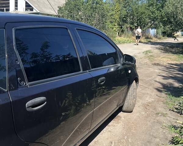 Черный Шевроле Авео, объемом двигателя 0 л и пробегом 150 тыс. км за 2500 $, фото 1 на Automoto.ua