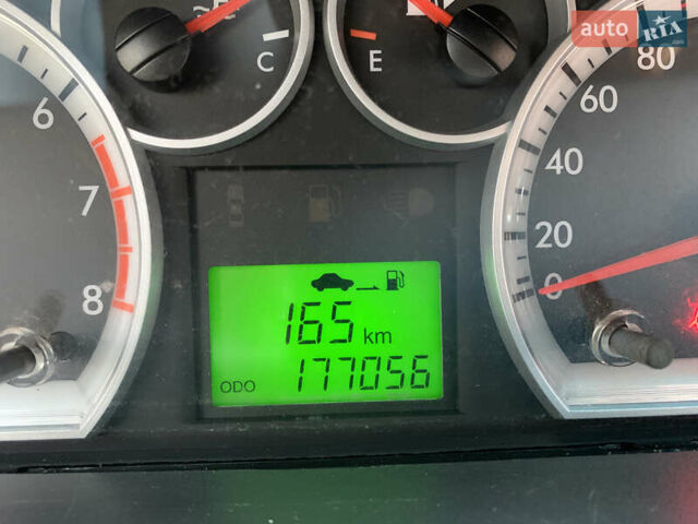Черный Шевроле Авео, объемом двигателя 1.4 л и пробегом 177 тыс. км за 4100 $, фото 17 на Automoto.ua