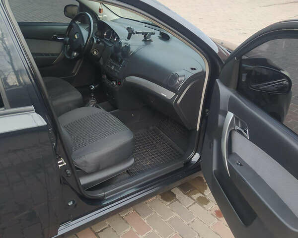 Черный Шевроле Авео, объемом двигателя 1.4 л и пробегом 177 тыс. км за 4100 $, фото 12 на Automoto.ua