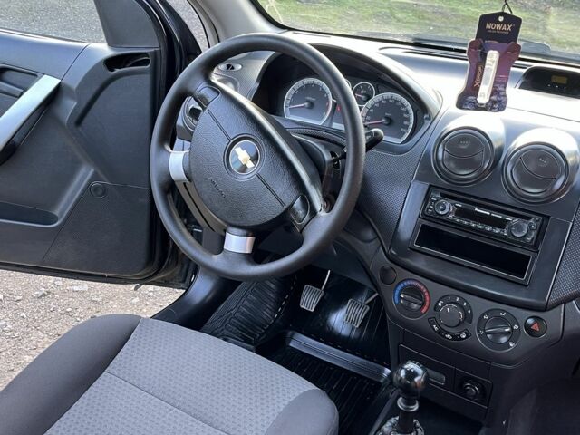 Черный Шевроле Авео, объемом двигателя 1.5 л и пробегом 87 тыс. км за 3950 $, фото 19 на Automoto.ua