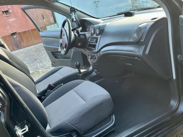 Черный Шевроле Авео, объемом двигателя 1.5 л и пробегом 87 тыс. км за 3950 $, фото 18 на Automoto.ua