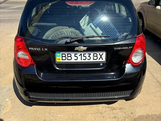 Черный Шевроле Авео, объемом двигателя 1.5 л и пробегом 65 тыс. км за 5000 $, фото 1 на Automoto.ua