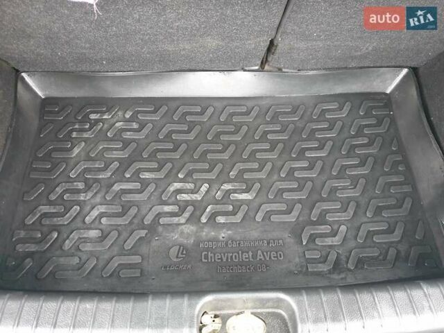 Черный Шевроле Авео, объемом двигателя 1.5 л и пробегом 113 тыс. км за 5300 $, фото 52 на Automoto.ua