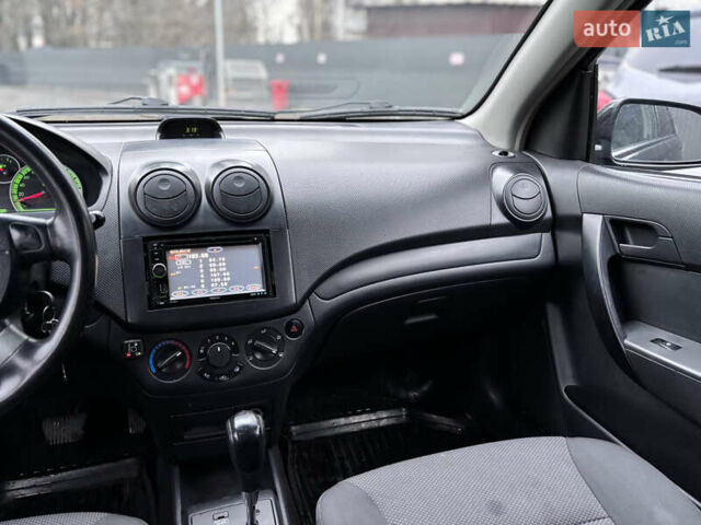 Черный Шевроле Авео, объемом двигателя 1.5 л и пробегом 220 тыс. км за 4199 $, фото 19 на Automoto.ua