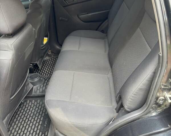 Чорний Шевроле Авео, об'ємом двигуна 1.5 л та пробігом 199 тис. км за 4500 $, фото 15 на Automoto.ua