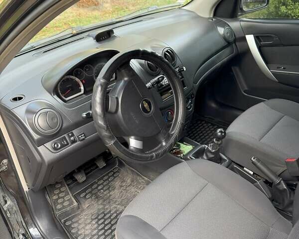 Чорний Шевроле Авео, об'ємом двигуна 1.5 л та пробігом 199 тис. км за 4500 $, фото 9 на Automoto.ua