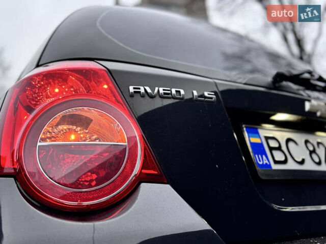 Черный Шевроле Авео, объемом двигателя 1.5 л и пробегом 220 тыс. км за 4199 $, фото 14 на Automoto.ua