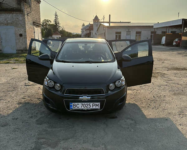 Чорний Шевроле Авео, об'ємом двигуна 1.4 л та пробігом 184 тис. км за 6500 $, фото 5 на Automoto.ua