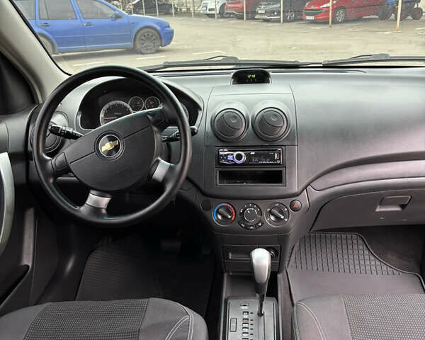 Черный Шевроле Авео, объемом двигателя 1.5 л и пробегом 110 тыс. км за 6000 $, фото 7 на Automoto.ua