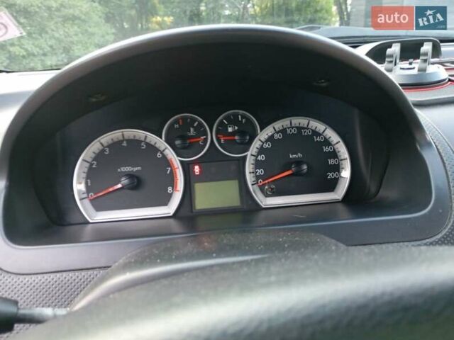 Черный Шевроле Авео, объемом двигателя 1.4 л и пробегом 133 тыс. км за 4300 $, фото 4 на Automoto.ua