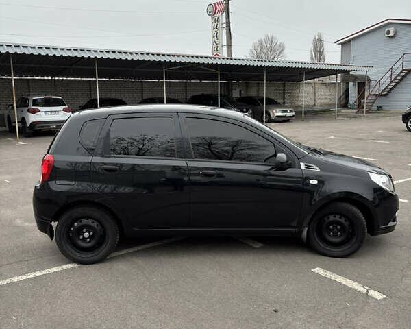 Черный Шевроле Авео, объемом двигателя 1.5 л и пробегом 110 тыс. км за 6000 $, фото 5 на Automoto.ua