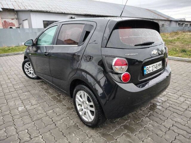 Черный Шевроле Авео, объемом двигателя 1.2 л и пробегом 200 тыс. км за 4300 $, фото 4 на Automoto.ua