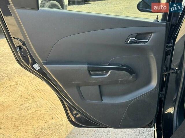 Черный Шевроле Авео, объемом двигателя 1.6 л и пробегом 135 тыс. км за 7690 $, фото 16 на Automoto.ua