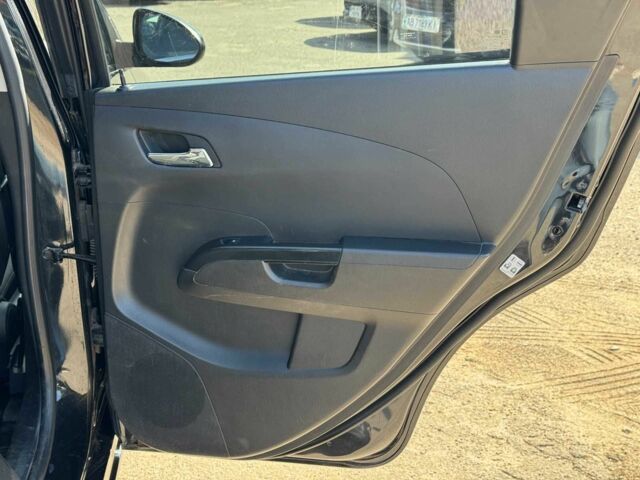 Чорний Шевроле Авео, об'ємом двигуна 1.6 л та пробігом 135 тис. км за 6940 $, фото 19 на Automoto.ua