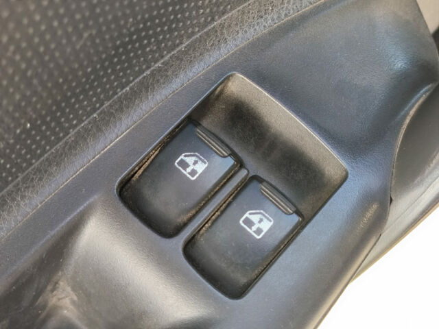 Чорний Шевроле Авео, об'ємом двигуна 1.5 л та пробігом 182 тис. км за 3290 $, фото 11 на Automoto.ua