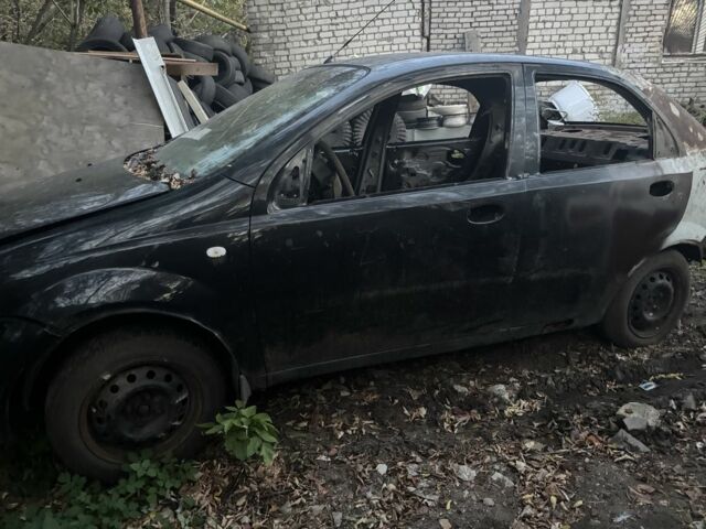 Черный Шевроле Авео, объемом двигателя 1.5 л и пробегом 200 тыс. км за 639 $, фото 3 на Automoto.ua