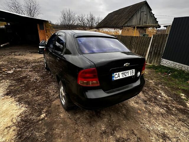 Черный Шевроле Авео, объемом двигателя 1.5 л и пробегом 211 тыс. км за 1800 $, фото 3 на Automoto.ua