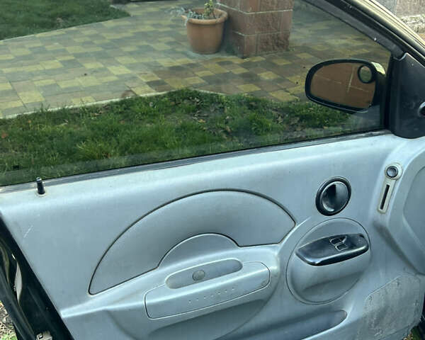 Черный Шевроле Авео, объемом двигателя 1.5 л и пробегом 335 тыс. км за 1500 $, фото 5 на Automoto.ua