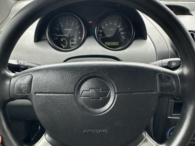 Черный Шевроле Авео, объемом двигателя 1.5 л и пробегом 200 тыс. км за 1450 $, фото 7 на Automoto.ua