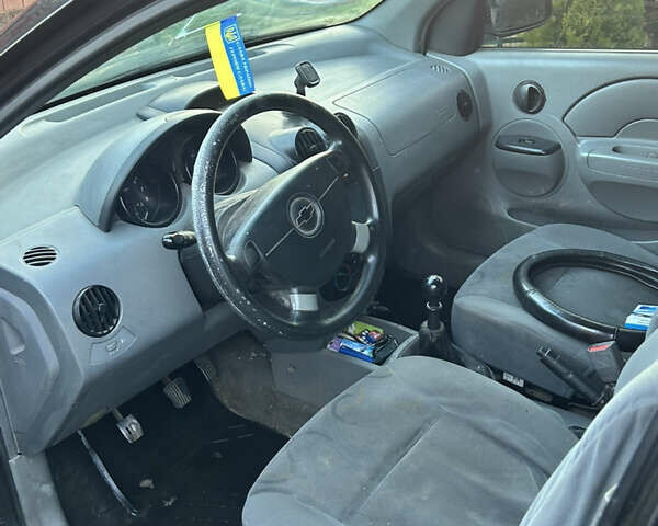 Черный Шевроле Авео, объемом двигателя 1.5 л и пробегом 335 тыс. км за 1500 $, фото 6 на Automoto.ua