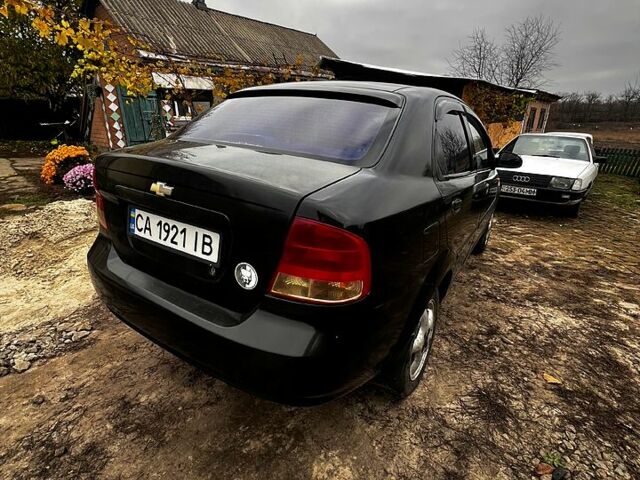 Черный Шевроле Авео, объемом двигателя 1.5 л и пробегом 211 тыс. км за 1800 $, фото 2 на Automoto.ua