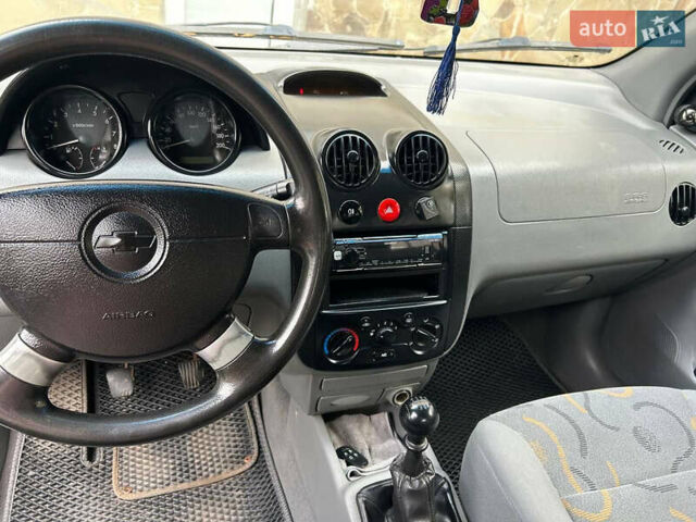 Чорний Шевроле Авео, об'ємом двигуна 1.5 л та пробігом 221 тис. км за 3500 $, фото 7 на Automoto.ua