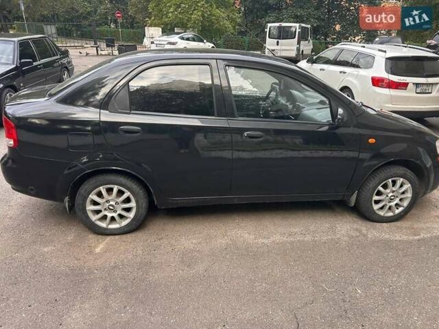 Черный Шевроле Авео, объемом двигателя 1.5 л и пробегом 221 тыс. км за 3200 $, фото 3 на Automoto.ua