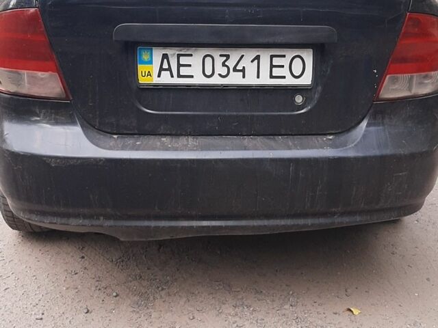 Черный Шевроле Авео, объемом двигателя 1.5 л и пробегом 300 тыс. км за 1100 $, фото 4 на Automoto.ua