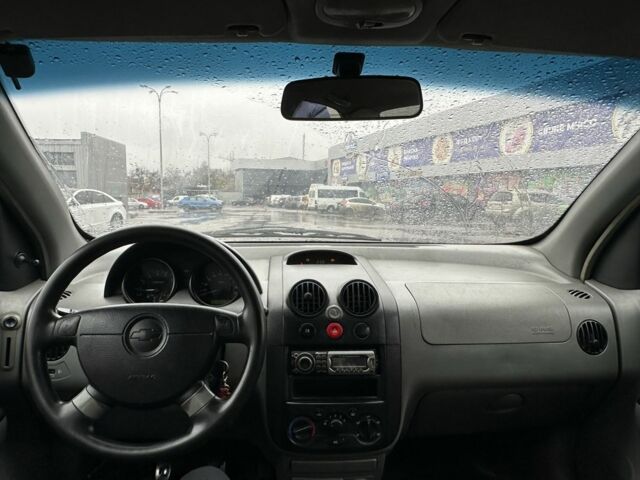 Черный Шевроле Авео, объемом двигателя 1.5 л и пробегом 200 тыс. км за 1450 $, фото 6 на Automoto.ua