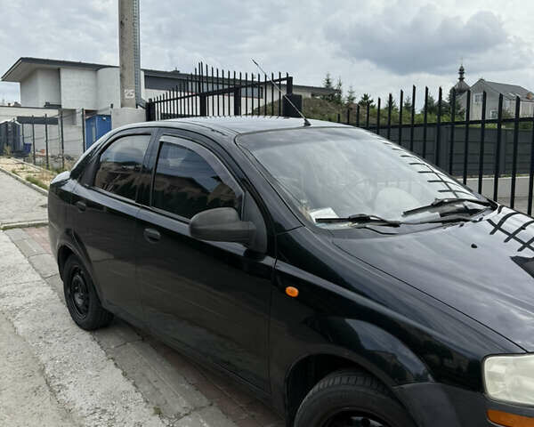 Черный Шевроле Авео, объемом двигателя 1.5 л и пробегом 200 тыс. км за 2500 $, фото 3 на Automoto.ua