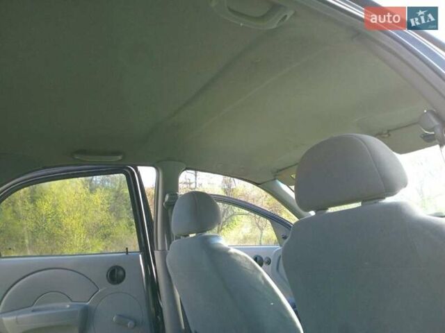 Черный Шевроле Авео, объемом двигателя 1.5 л и пробегом 170 тыс. км за 2200 $, фото 5 на Automoto.ua