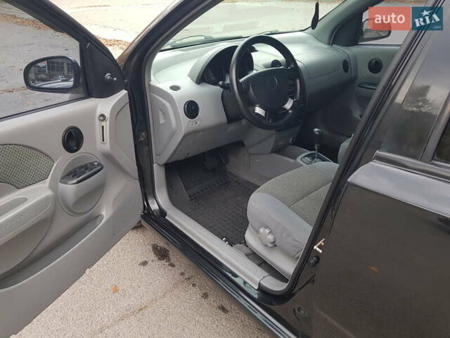 Черный Шевроле Авео, объемом двигателя 1.5 л и пробегом 130 тыс. км за 4950 $, фото 14 на Automoto.ua