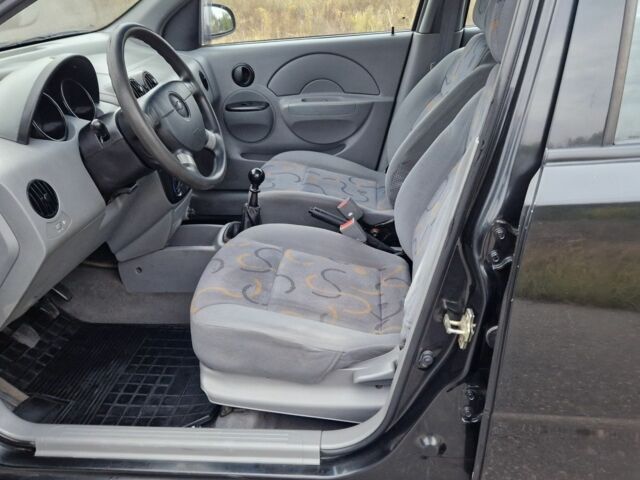 Чорний Шевроле Авео, об'ємом двигуна 1.5 л та пробігом 219 тис. км за 3350 $, фото 5 на Automoto.ua