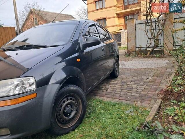 Черный Шевроле Авео, объемом двигателя 1.5 л и пробегом 191 тыс. км за 2450 $, фото 1 на Automoto.ua