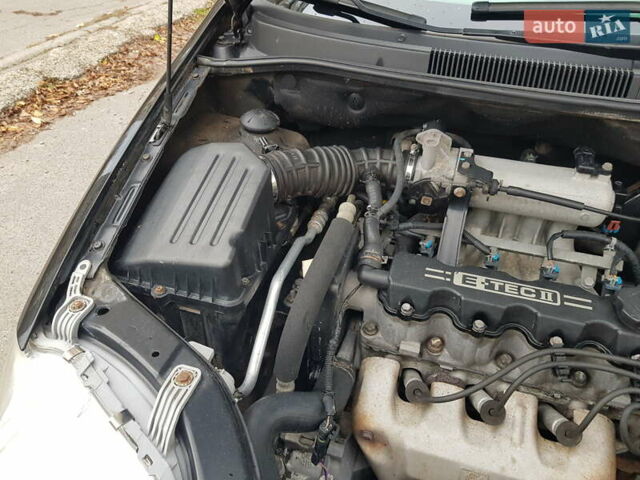 Черный Шевроле Авео, объемом двигателя 1.5 л и пробегом 130 тыс. км за 4950 $, фото 32 на Automoto.ua