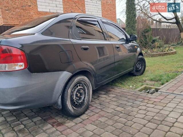 Черный Шевроле Авео, объемом двигателя 1.5 л и пробегом 191 тыс. км за 2450 $, фото 2 на Automoto.ua