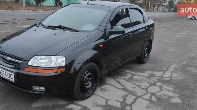 Черный Шевроле Авео, объемом двигателя 1.5 л и пробегом 170 тыс. км за 3115 $, фото 9 на Automoto.ua