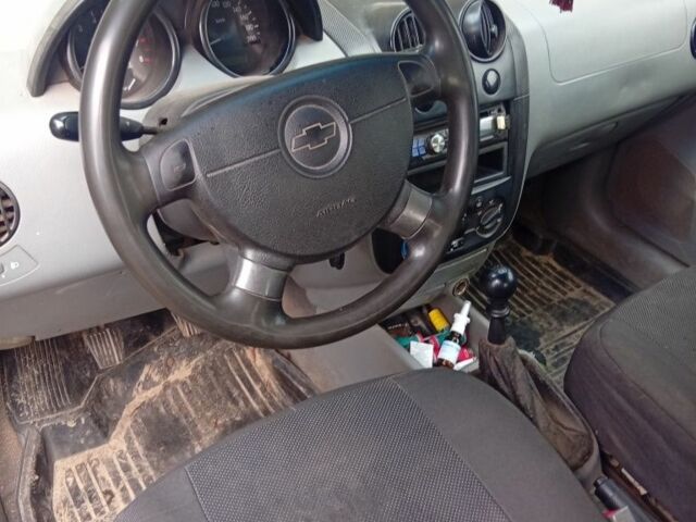 Черный Шевроле Авео, объемом двигателя 1.5 л и пробегом 340 тыс. км за 1850 $, фото 1 на Automoto.ua