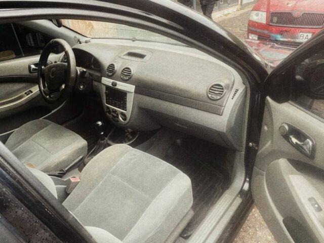 Черный Шевроле Авео, объемом двигателя 1.8 л и пробегом 280 тыс. км за 2750 $, фото 4 на Automoto.ua