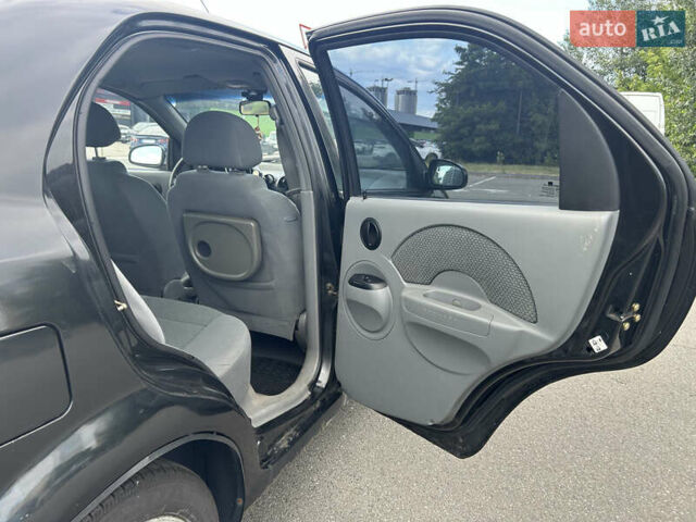Черный Шевроле Авео, объемом двигателя 1.5 л и пробегом 280 тыс. км за 2500 $, фото 8 на Automoto.ua