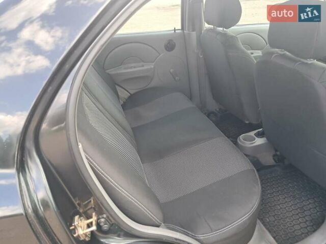 Черный Шевроле Авео, объемом двигателя 1.5 л и пробегом 191 тыс. км за 3550 $, фото 9 на Automoto.ua